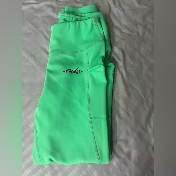 Sale 🚨 Nike Luxe Yoga Tights - Size S - Picture 4 of 8